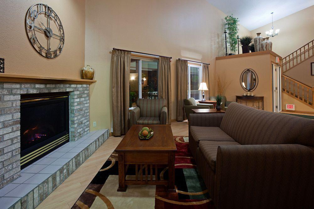Grandstay Hotel & Suites Cambridge Extérieur photo